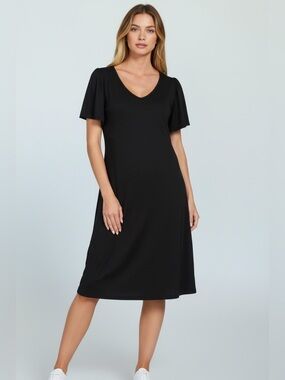 Zenana Outfitters Black V-Neck Flutter Sleeve Midi Dress